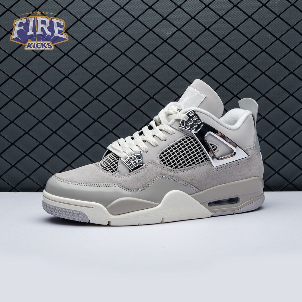 Jordan 4 Retro Frozen Moments AQ9129-001 Unisex