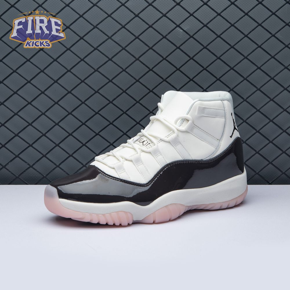 Air Jordan 11 "Neapolitan" Unisex