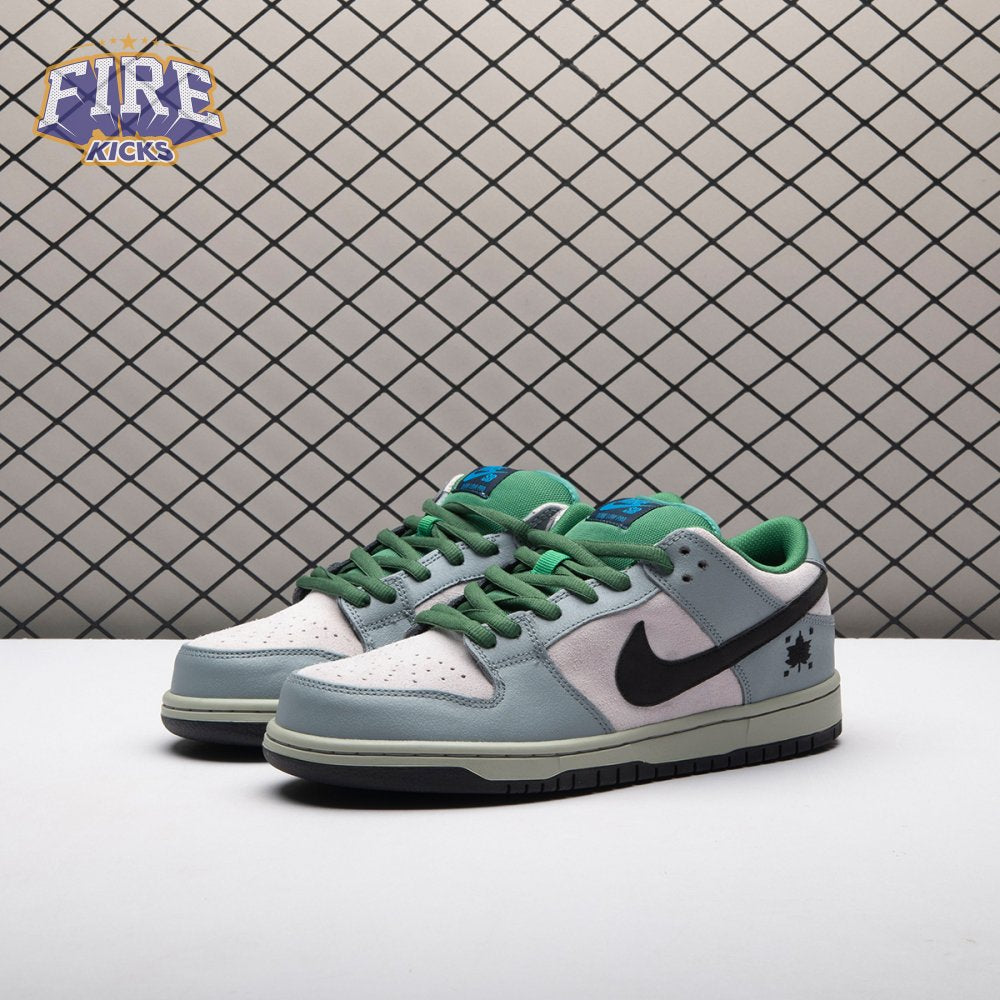 Nike SB Dunk Low Maple Leaf Central Park 313170-021 Unisex