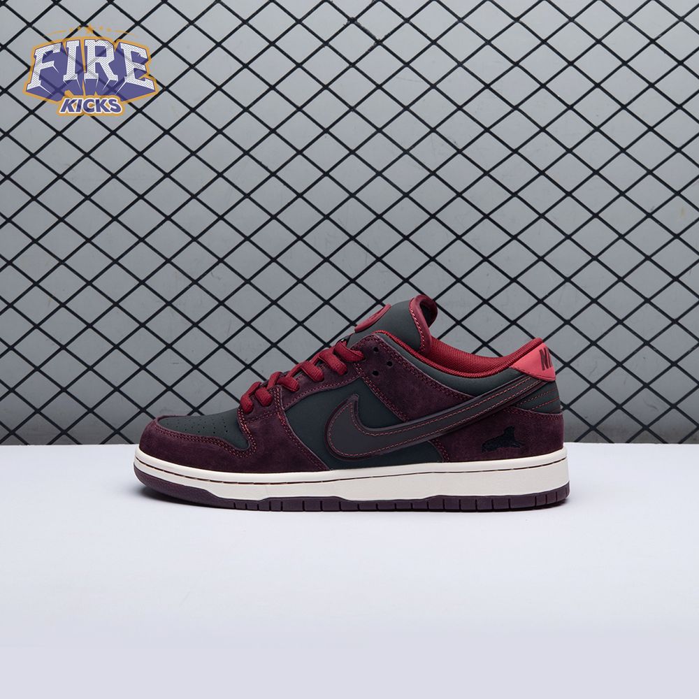 Riot Skateshop Nike SB Dunk Low FZ1289-200 Unisex