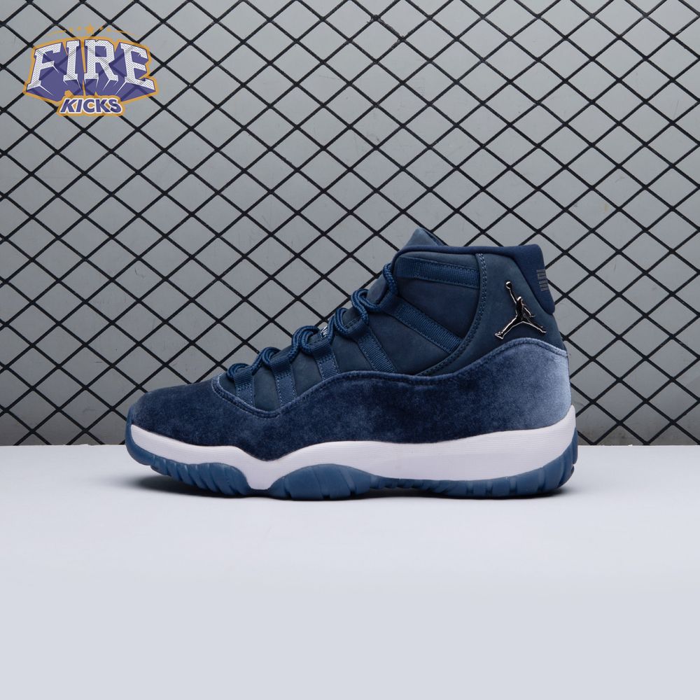 Jordan 11 'Midnight Navy' AR0715-441 Men's