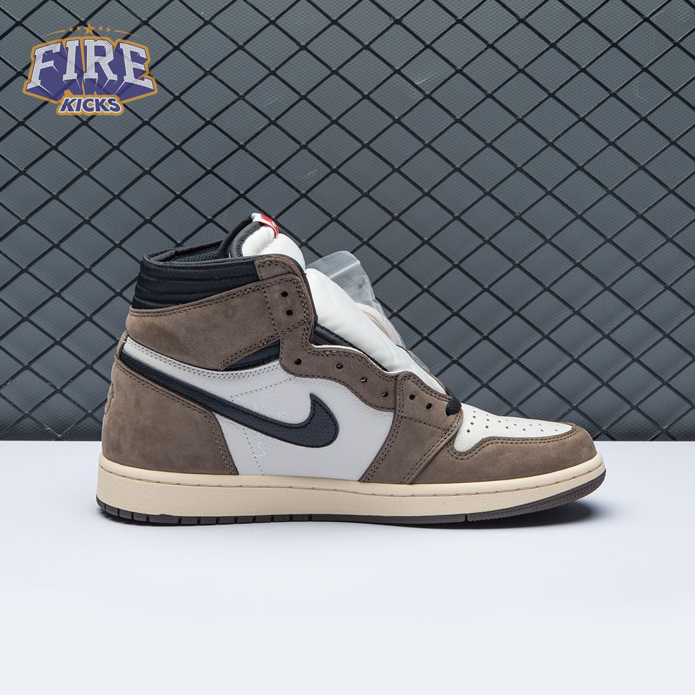 Travis Scott x Air Jordan 1 Retro High OG 'Mocha' Unisex