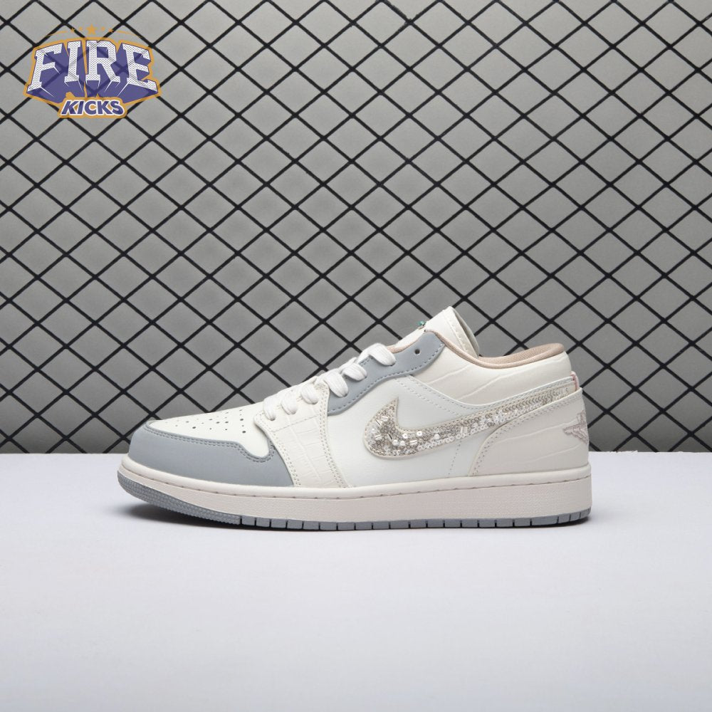 Jordan 1 Low Sail Soft Pearl IH7323-100 Unisex
