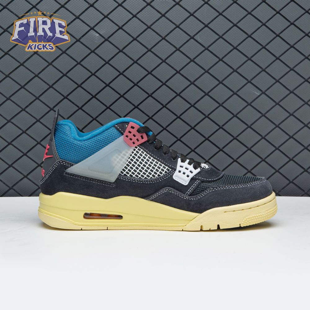 Air Jordan 4 Retro 'Off Noir' Unisex