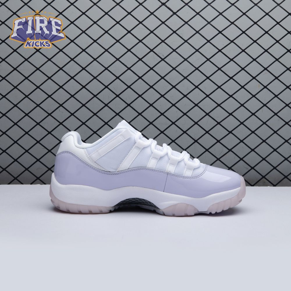 Air Jordan 11 Low "Pure Violet" Unisex
