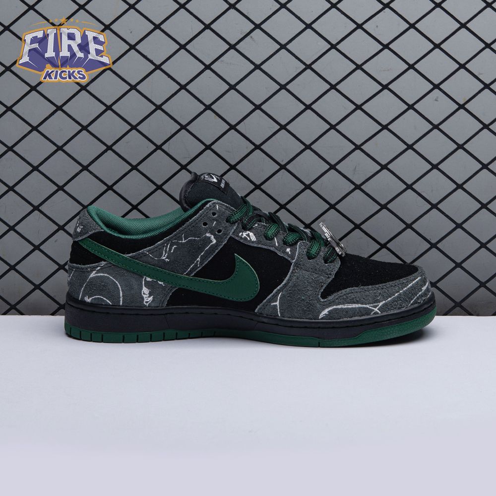 Nike SB Dunk Low There Skateboards HF7743-001 Unisex