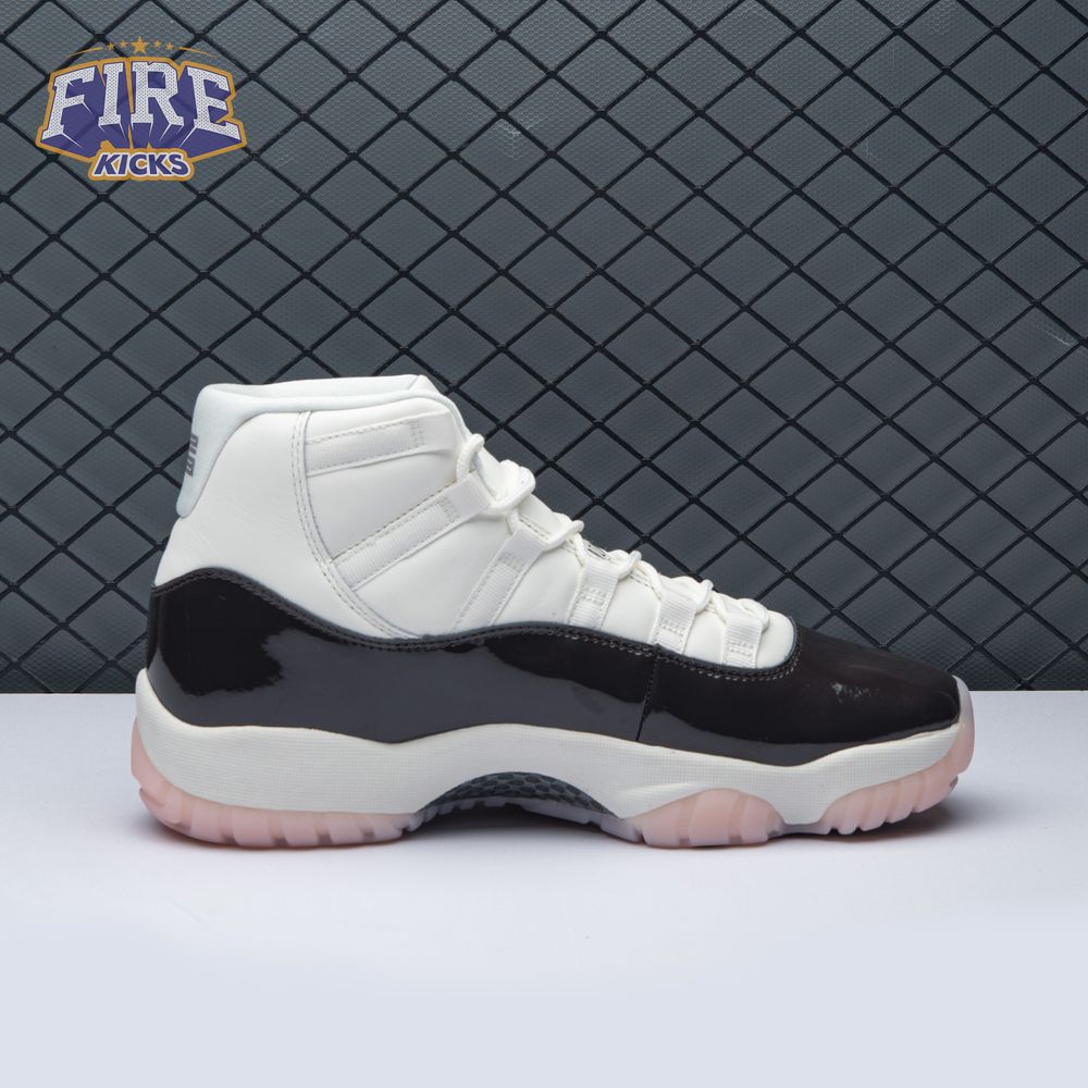 Air Jordan 11 "Neapolitan" Unisex
