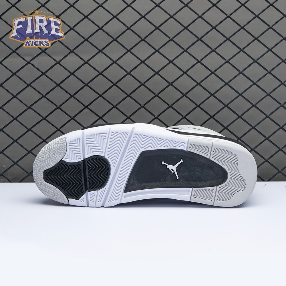 Jordan 4 Retro Military Black Unisex