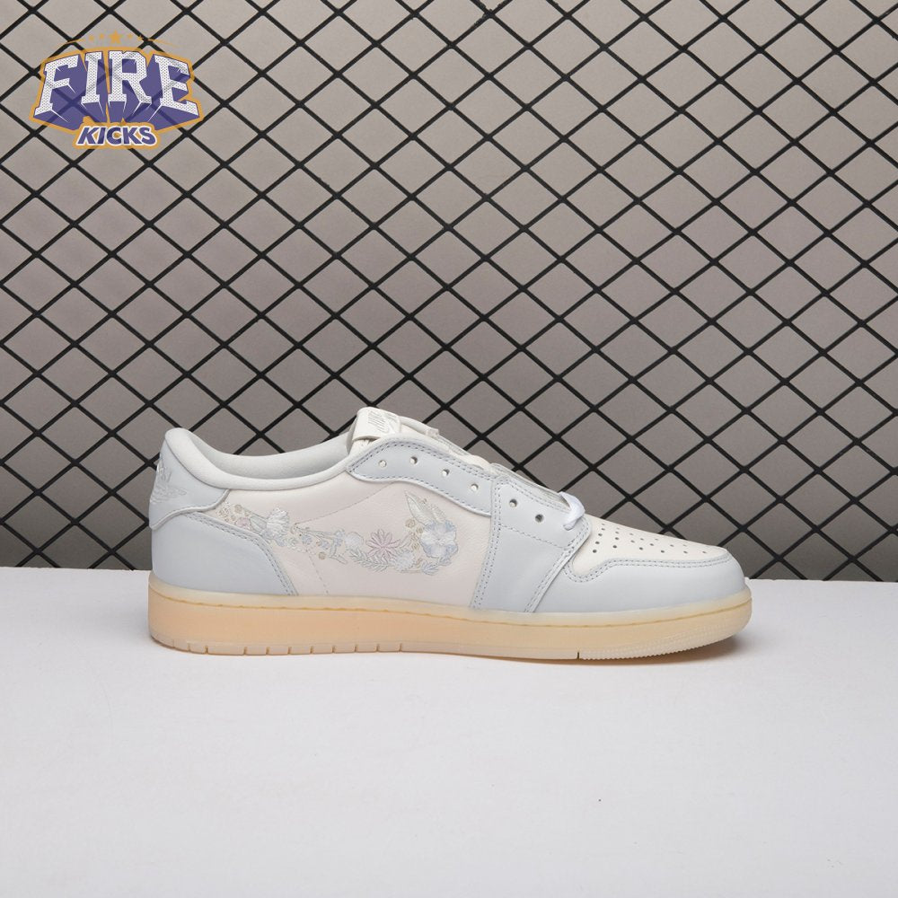 Jordan 1 Retro Low OG Rabbit Floral Swoosh IF4391-100 Unisex