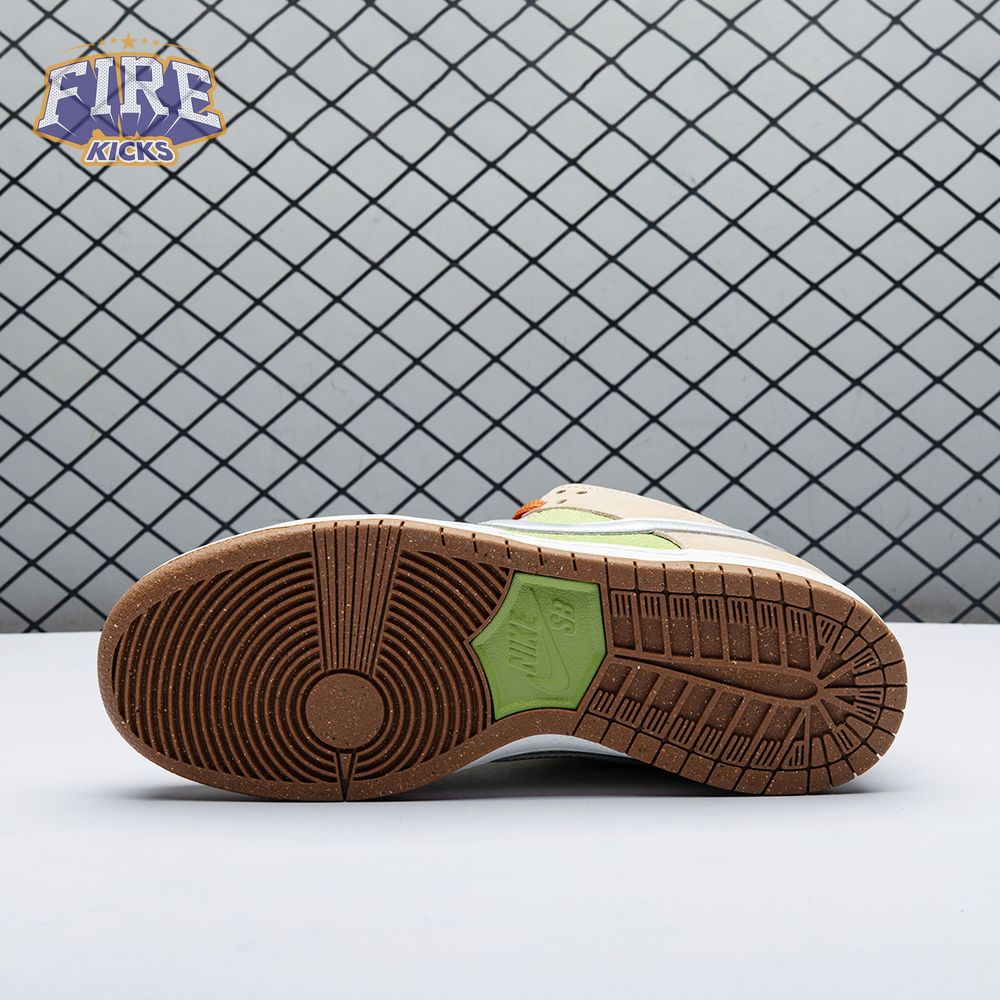 Nike SB Dunk Low Escargot FQ7585 200 Unisex