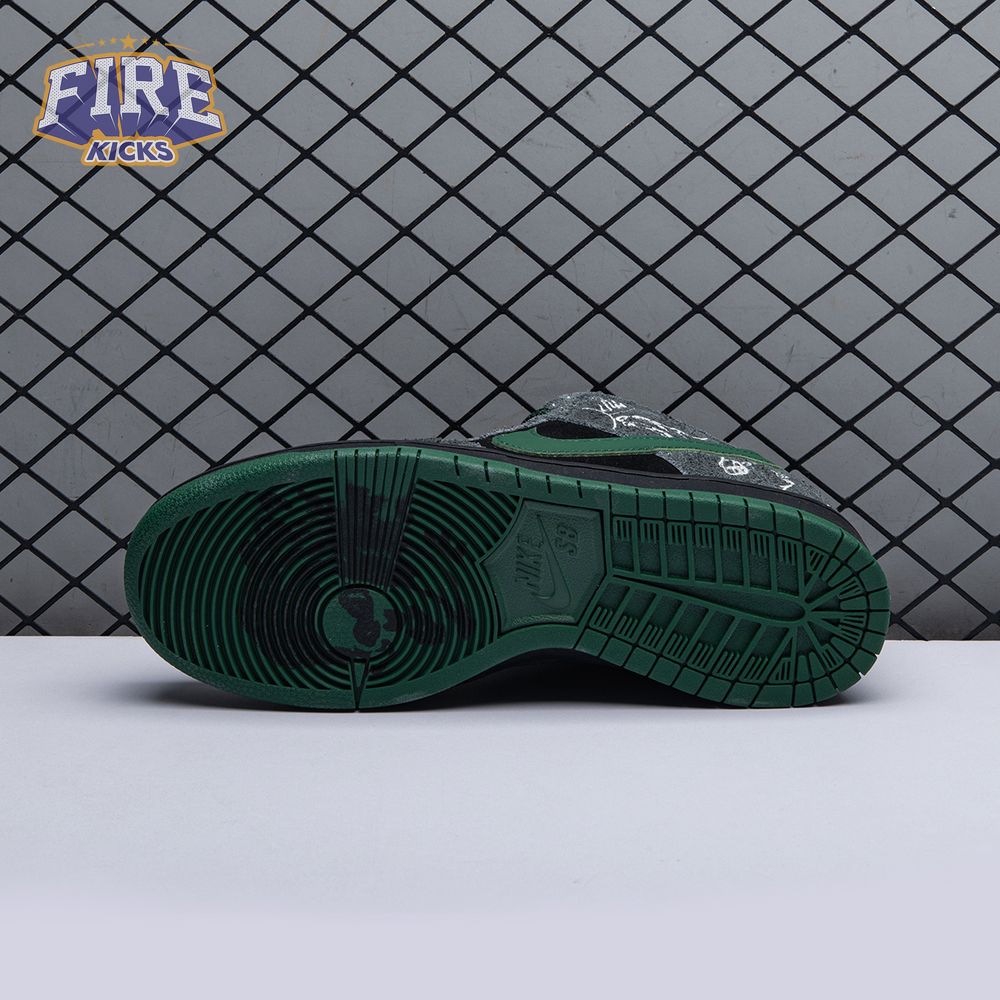 Nike SB Dunk Low There Skateboards HF7743-001 Unisex