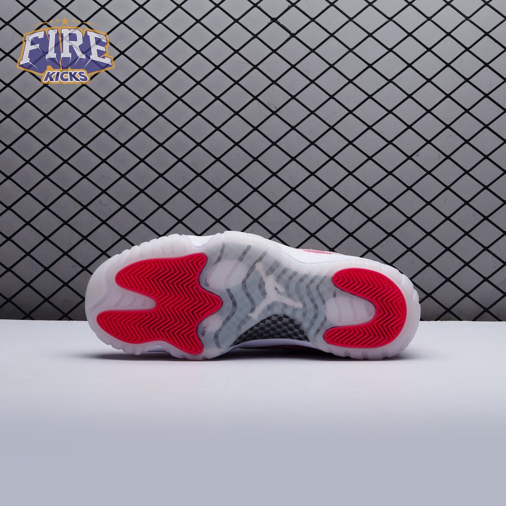 Jordan 11 Retro Low Pink Snakeskin (2019) AH7860-106 Unisex