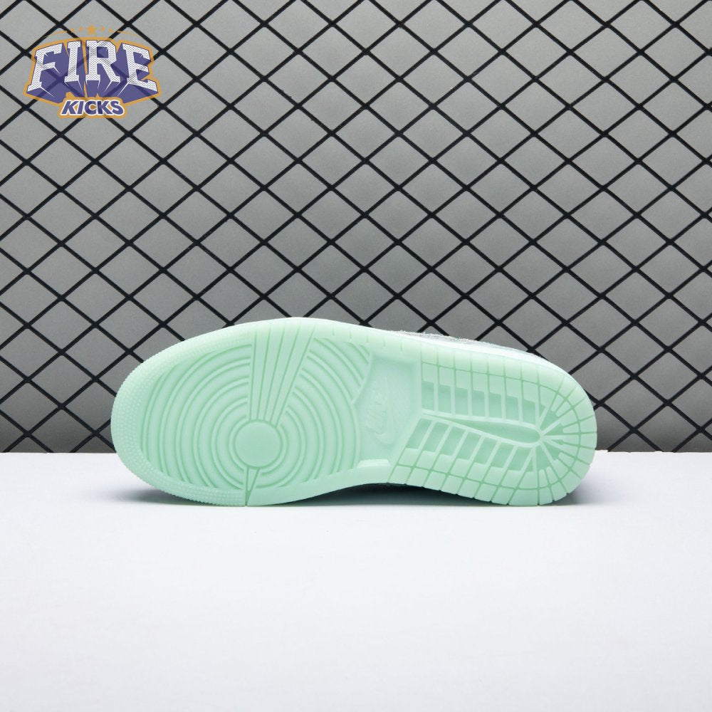 Jordan 1 Retro Low OG Washed Teal HQ8111-300 Unisex