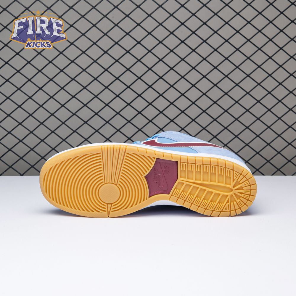 Nike SB Dunk Low Philadelphia Phillies DQ4040-400 Unisex