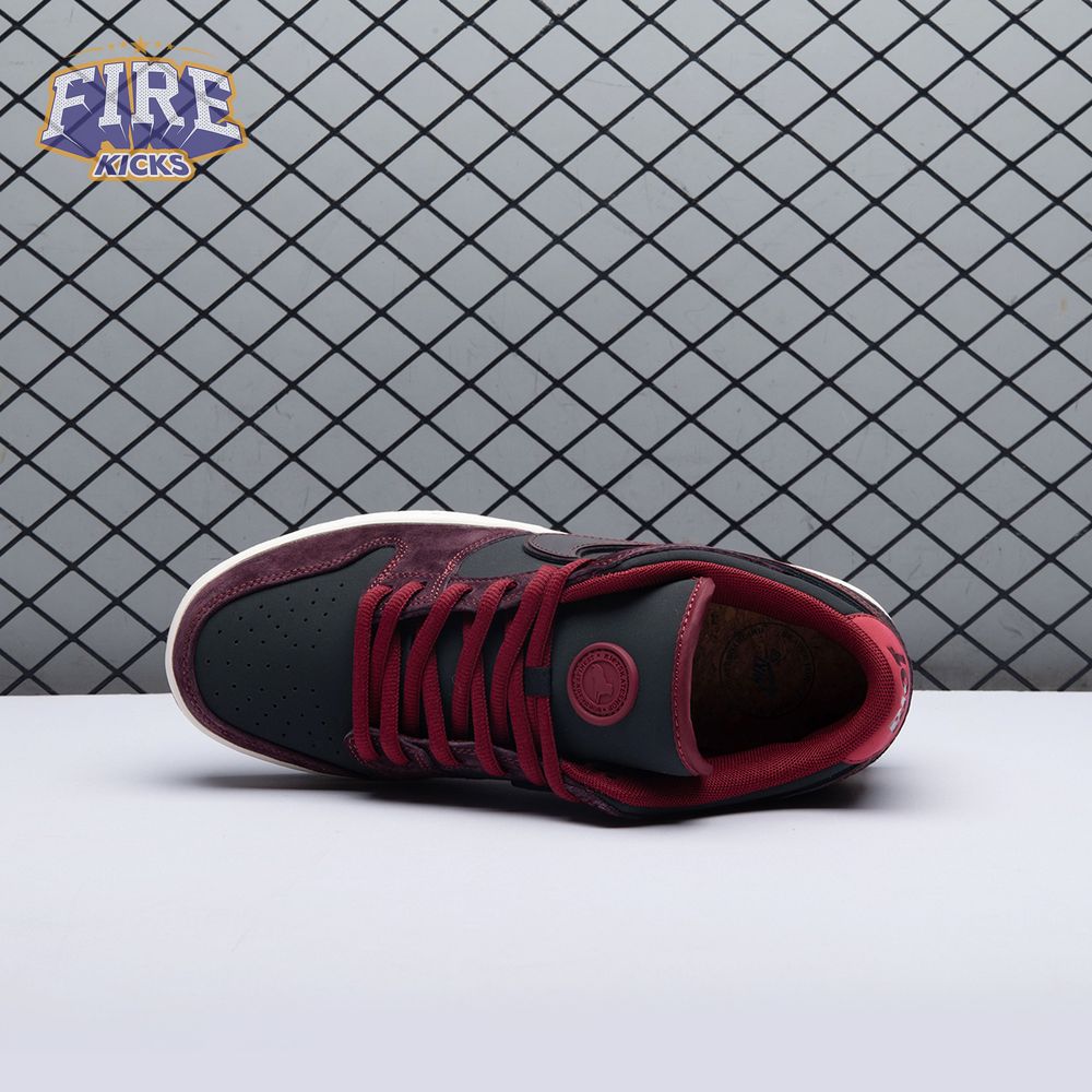 Riot Skateshop Nike SB Dunk Low FZ1289-200 Unisex