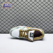 Nike SB Dunk Low Alexis Sablone Chameleon HJ3386-300 Unisex