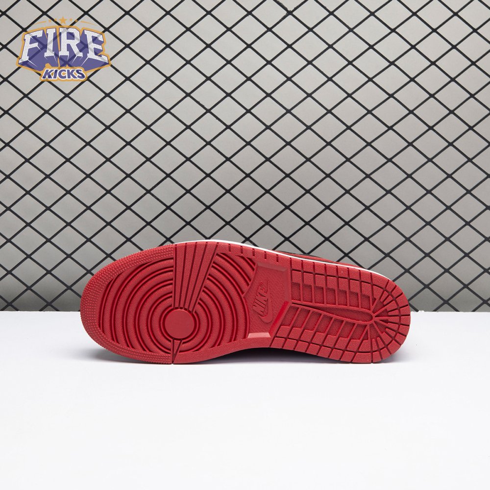Jordan 1 Retro Low OG Banned IW6276-001 Unisex