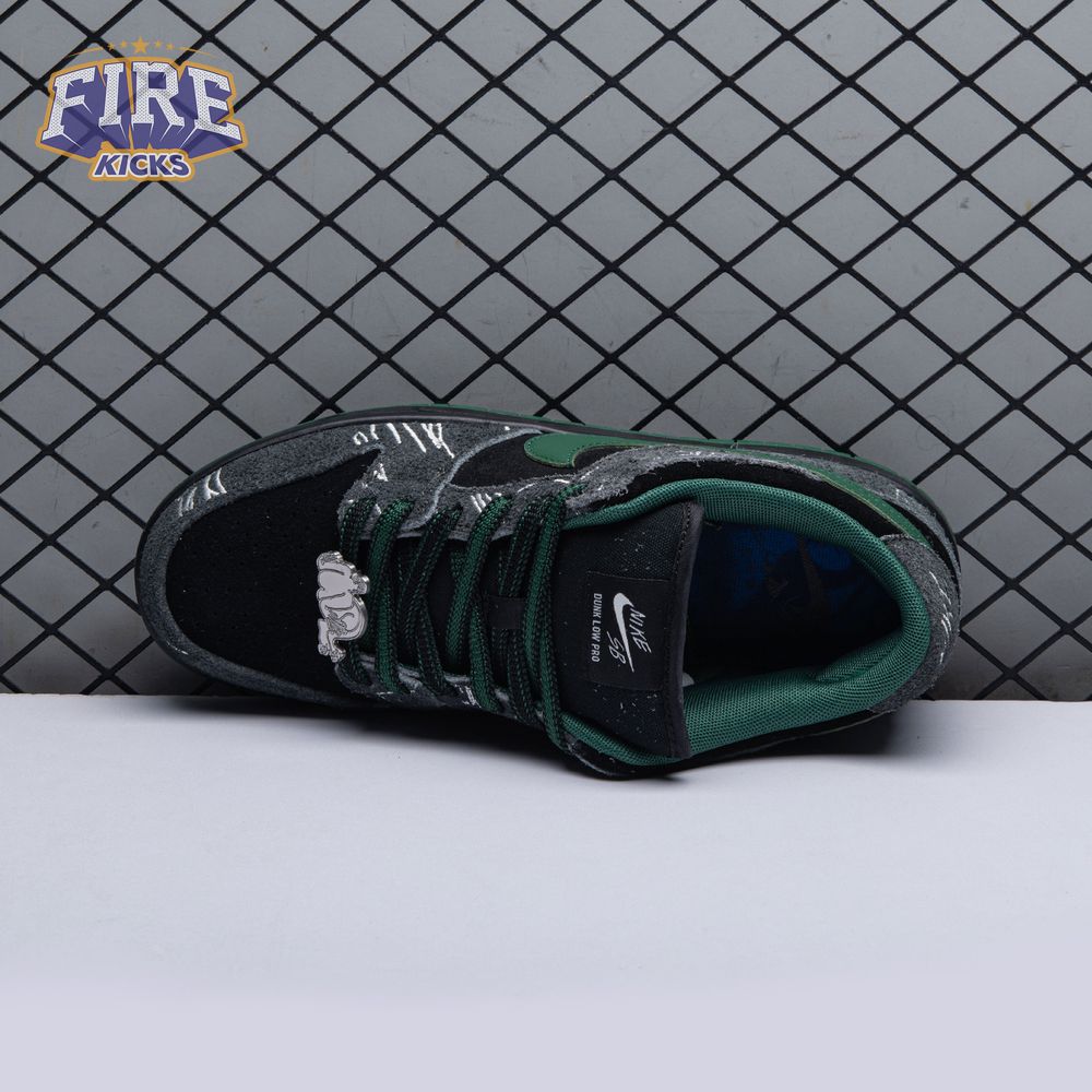 Nike SB Dunk Low There Skateboards HF7743-001 Unisex