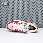 Nike Dunk Low SE Merry Christmas DO9457-112 Unisex