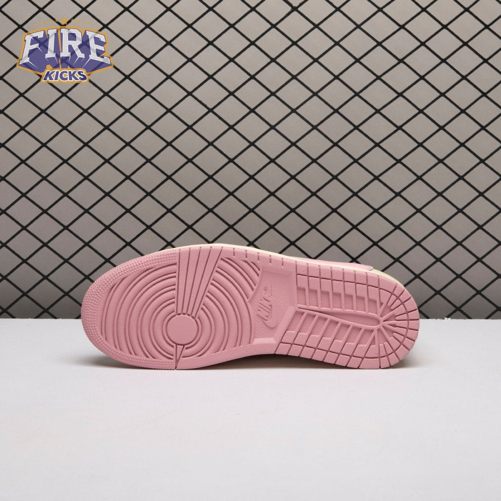 Jordan 1 Retro Low OG SP Travis Scott Shy Pink IQ7604-100 Unisex