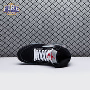 Air Jordan 5 'Black Metallic Reimagined' HF3975 001 Unisex