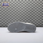 Jordan 1 Low Sail Soft Pearl IH7323-100 Unisex