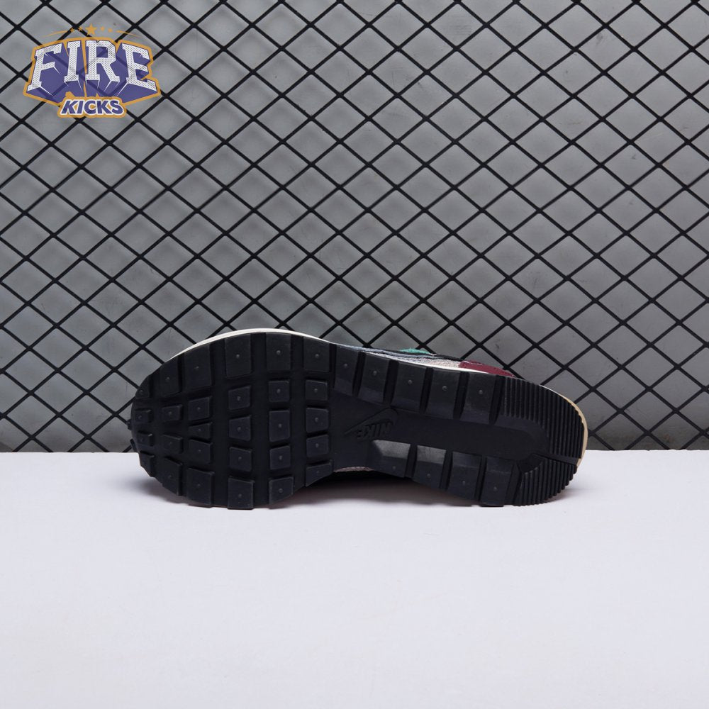 VaporWaffle SP 'Villain Red' Unisex