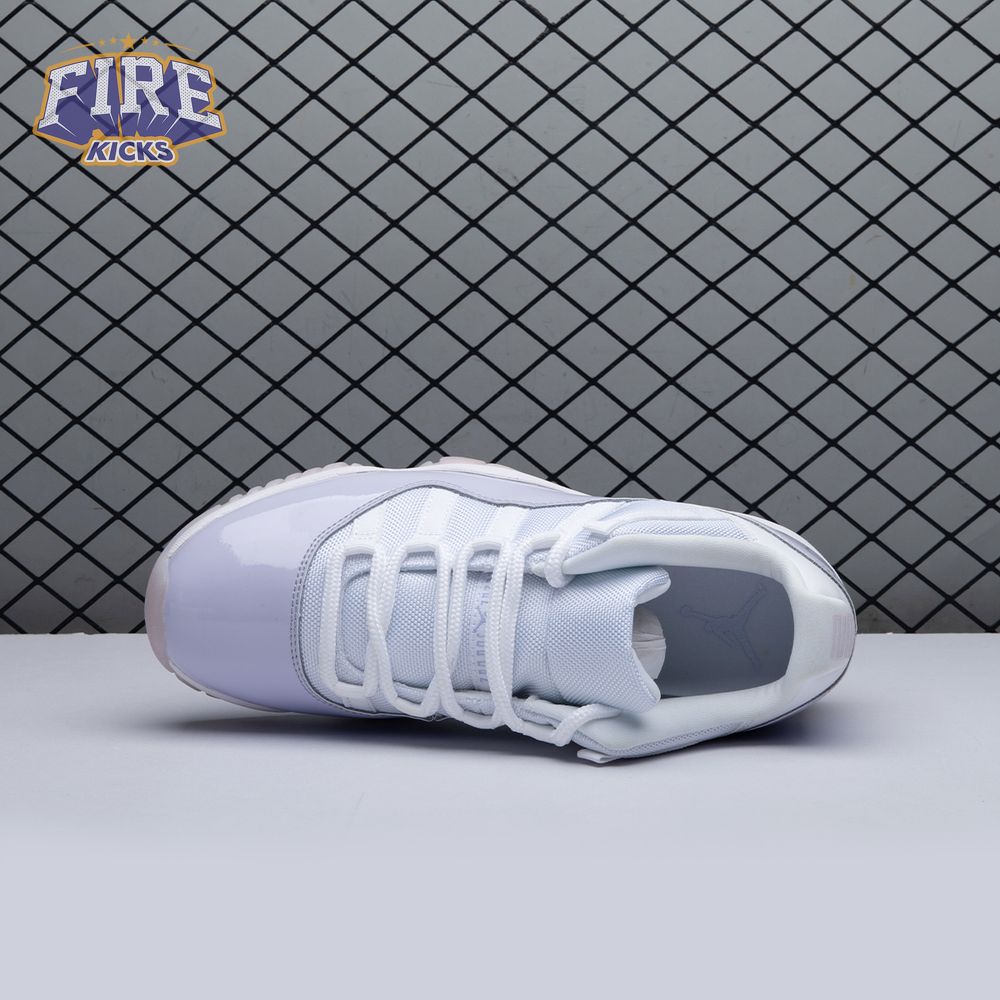 Air Jordan 11 Low "Pure Violet" Unisex