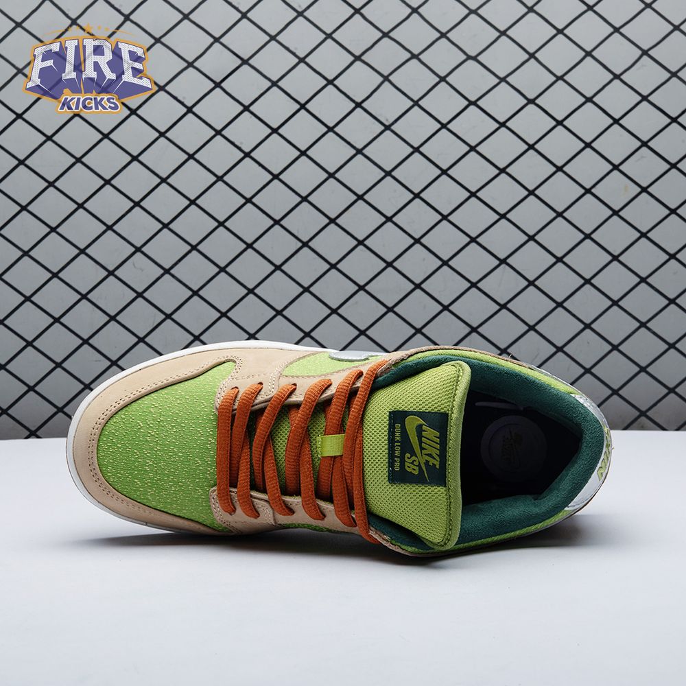 Nike SB Dunk Low Escargot FQ7585 200 Unisex