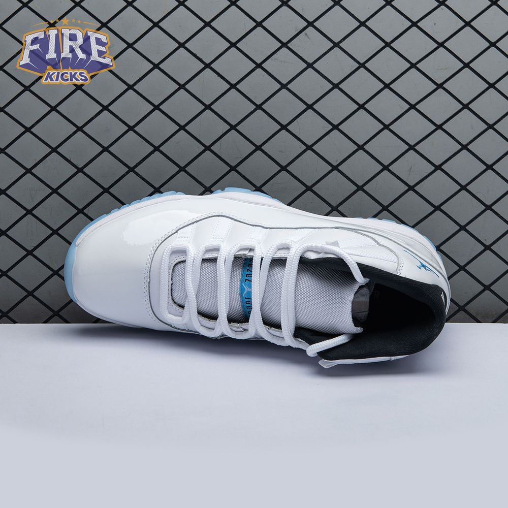 Jordan 11 Retro Legend Blue (2024) CT8012-104 Unisex