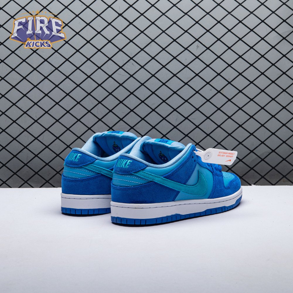 Nike SB Dunk Low Blue Raspberry DM0807-400 Unisex