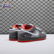 Nike SB Dunk Low Staple NYC Pigeon 304292-011 Unisex