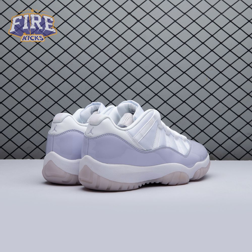 Air Jordan 11 Low "Pure Violet" Unisex