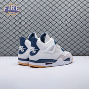 Jordan 4 SB "Summit White/Navy" DR5415-100 Unisex