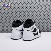 Air Jordan 1 Mid White Black Unisex