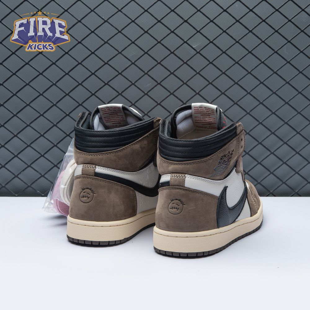 Travis Scott x Air Jordan 1 Retro High OG 'Mocha' Unisex