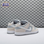 Nike SB Dunk Low Summit White Wolf Grey Unisex