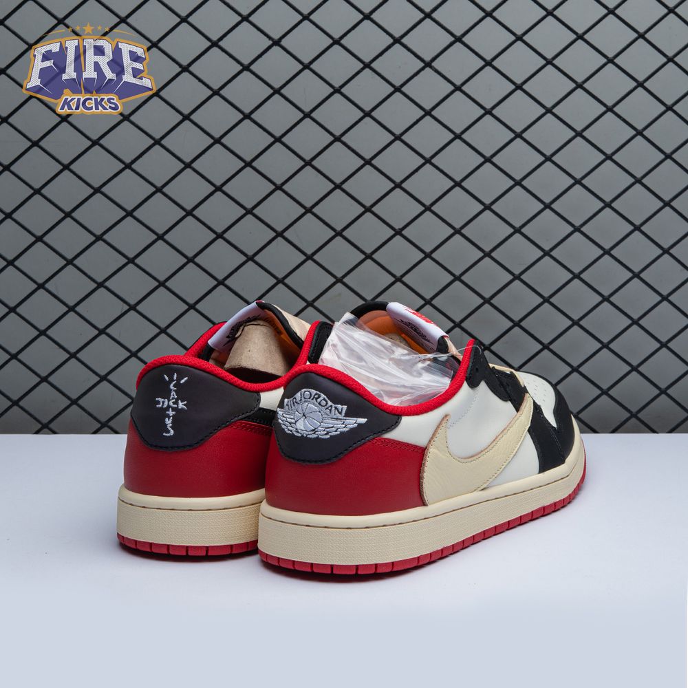 Travis Scott x Air Jordan 1 Low OG SP Unisex