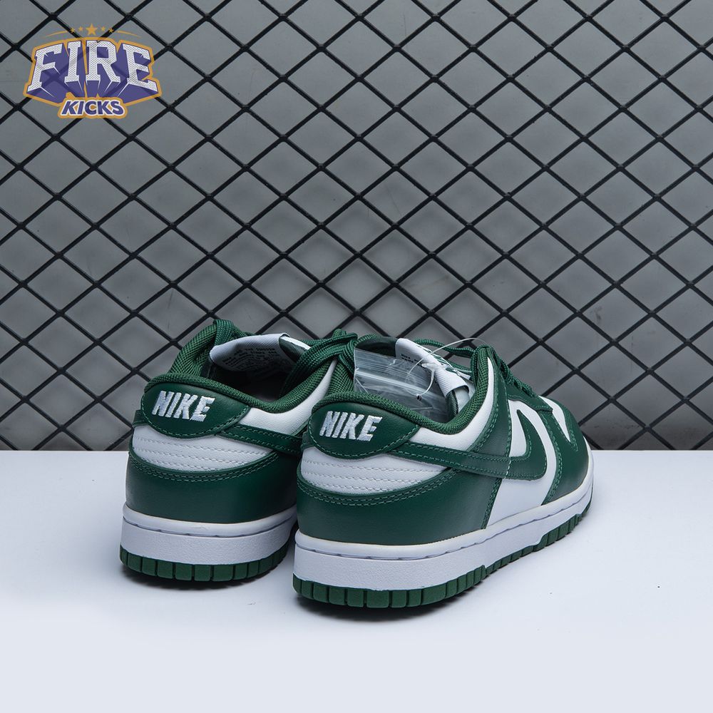 Nike Dunk Low Team Green SP Unisex