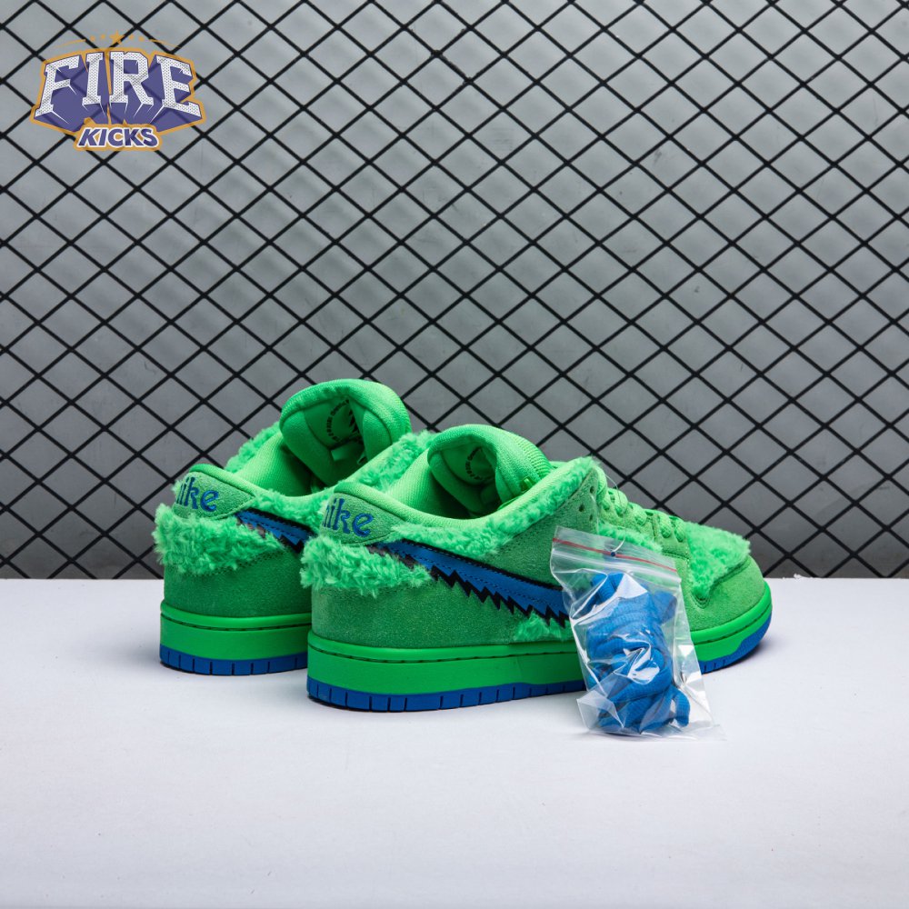 Nike SB Dunk Low Grateful Dead Bears Green CJ5378-300 Unisex