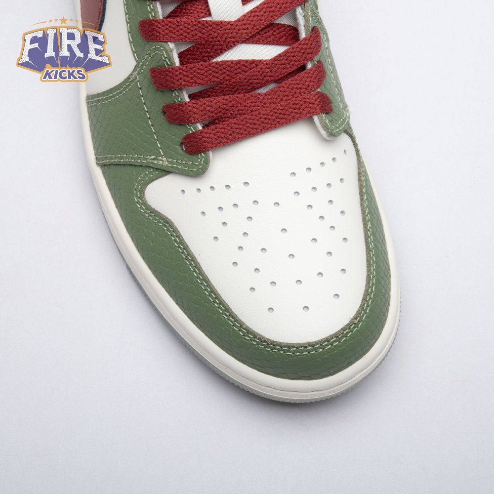 Jordan 1 Retro Low OG Year of the Dragon (2024) FN3727-100 Unisex
