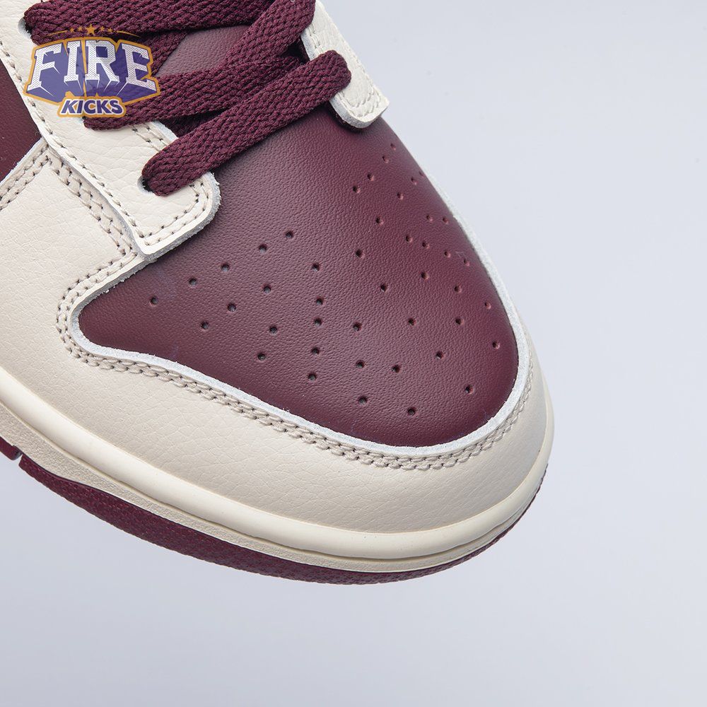 Nike Dunk Low Valentine's Day DR9705-100 Unisex