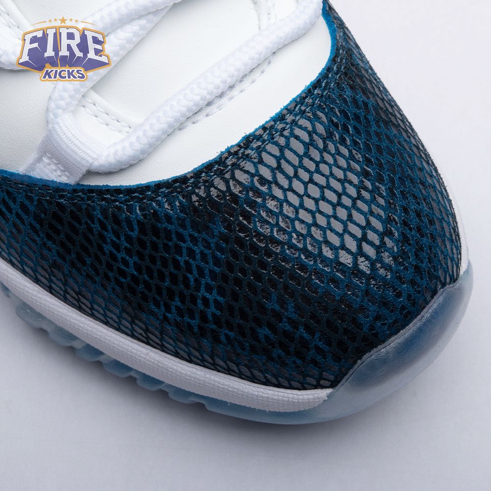 Jordan 11 Retro Low Snake Navy (2019) CD6846-102 Unisex