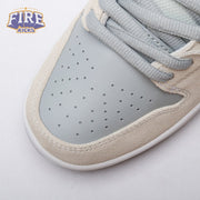 Nike SB Dunk Low Summit White Wolf Grey Unisex