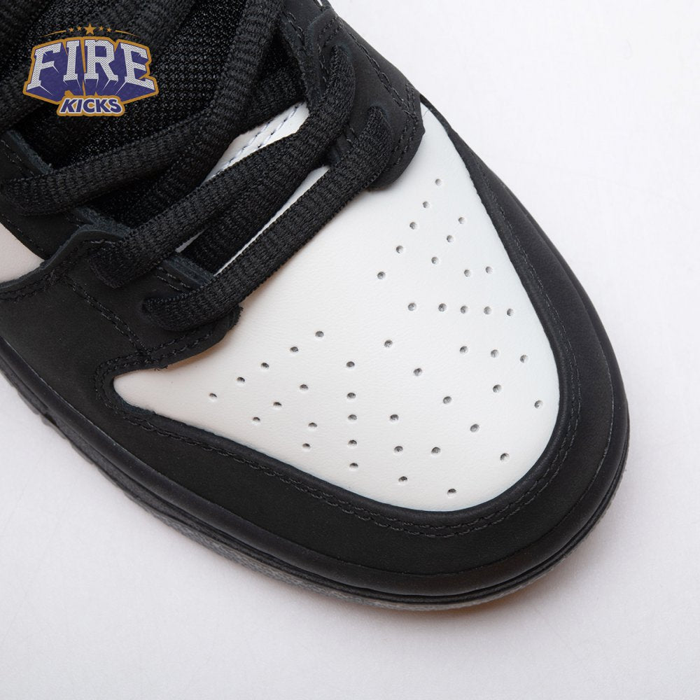 Nike SB Dunk Low Staple Panda Pigeon Unisex