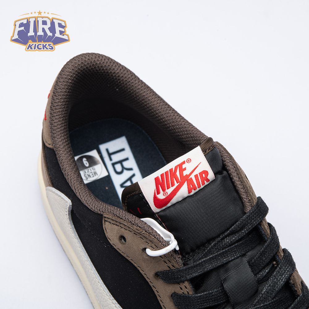 Travis Scott x Air Jordan 1 Low 'Mocha' Unisex