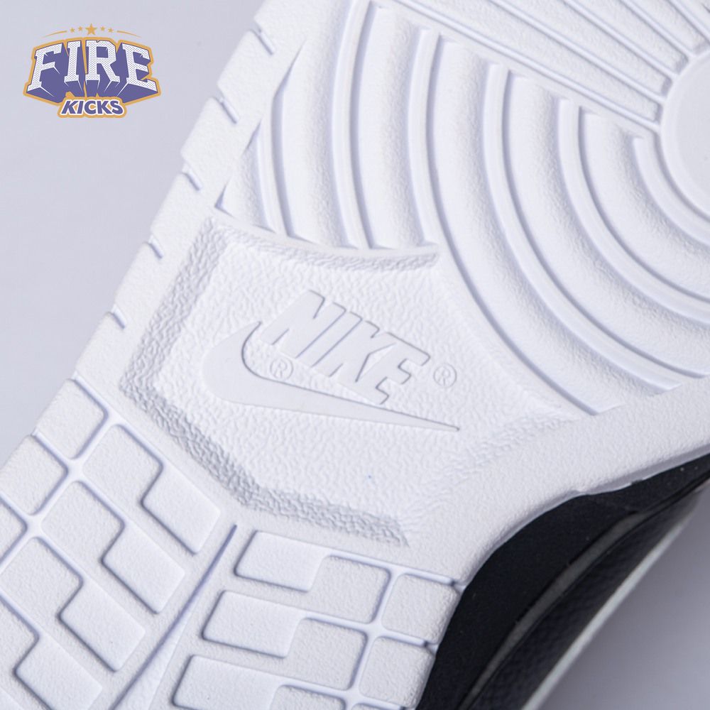 Nike Dunk Low Retro Reverse Panda FD6064-011 Unisex