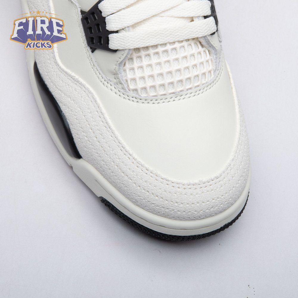 Jordan 4 Retro OG Flight Club IM4002-100 Unisex