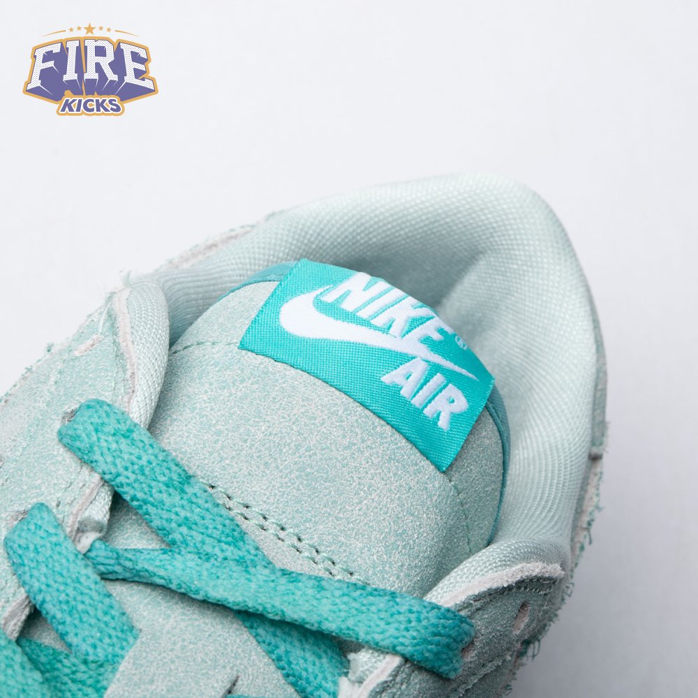 Jordan 1 Retro Low OG Washed Teal HQ8111-300 Unisex