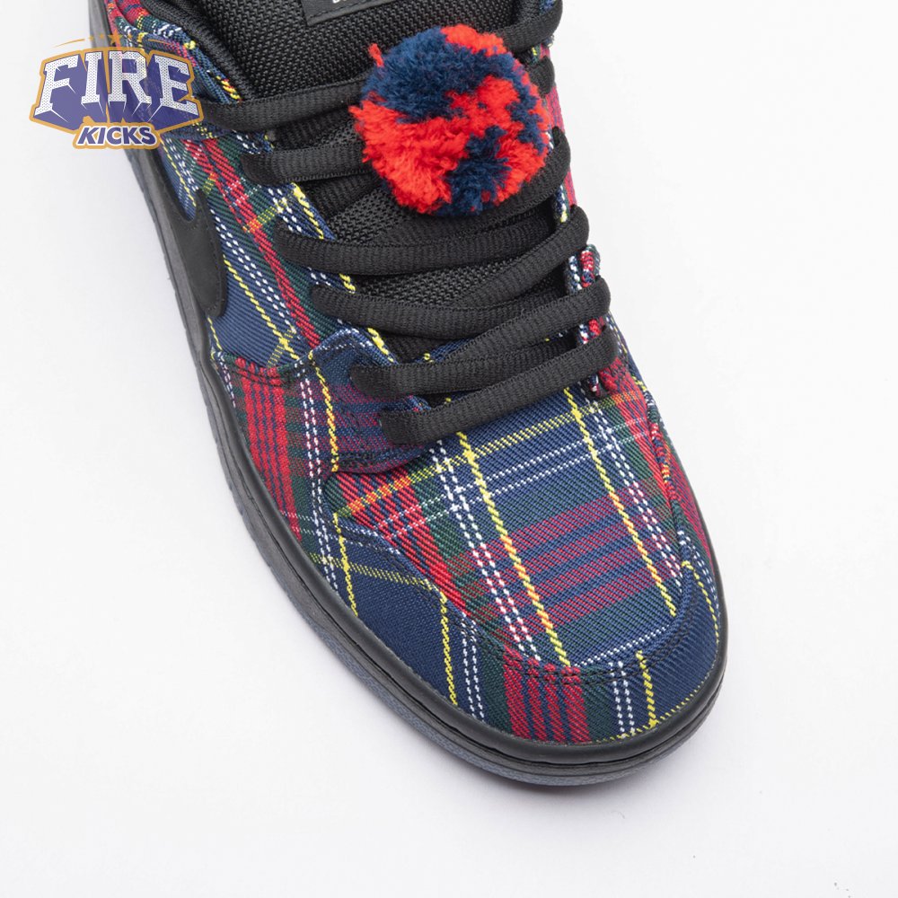 Nike SB Dunk Low Nardwuar II1493-600 Men's